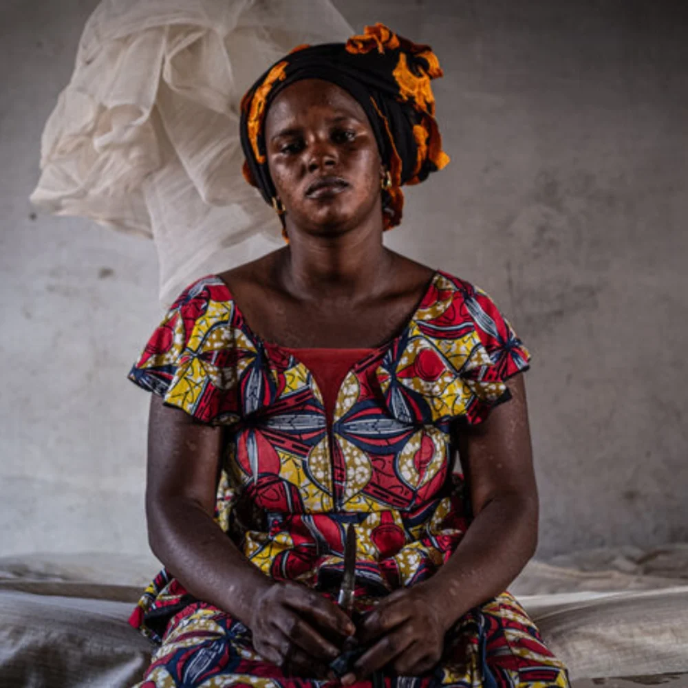 Flickor i Afrika skyddas mot könsstympning genom utbildning och stöd från Amref.