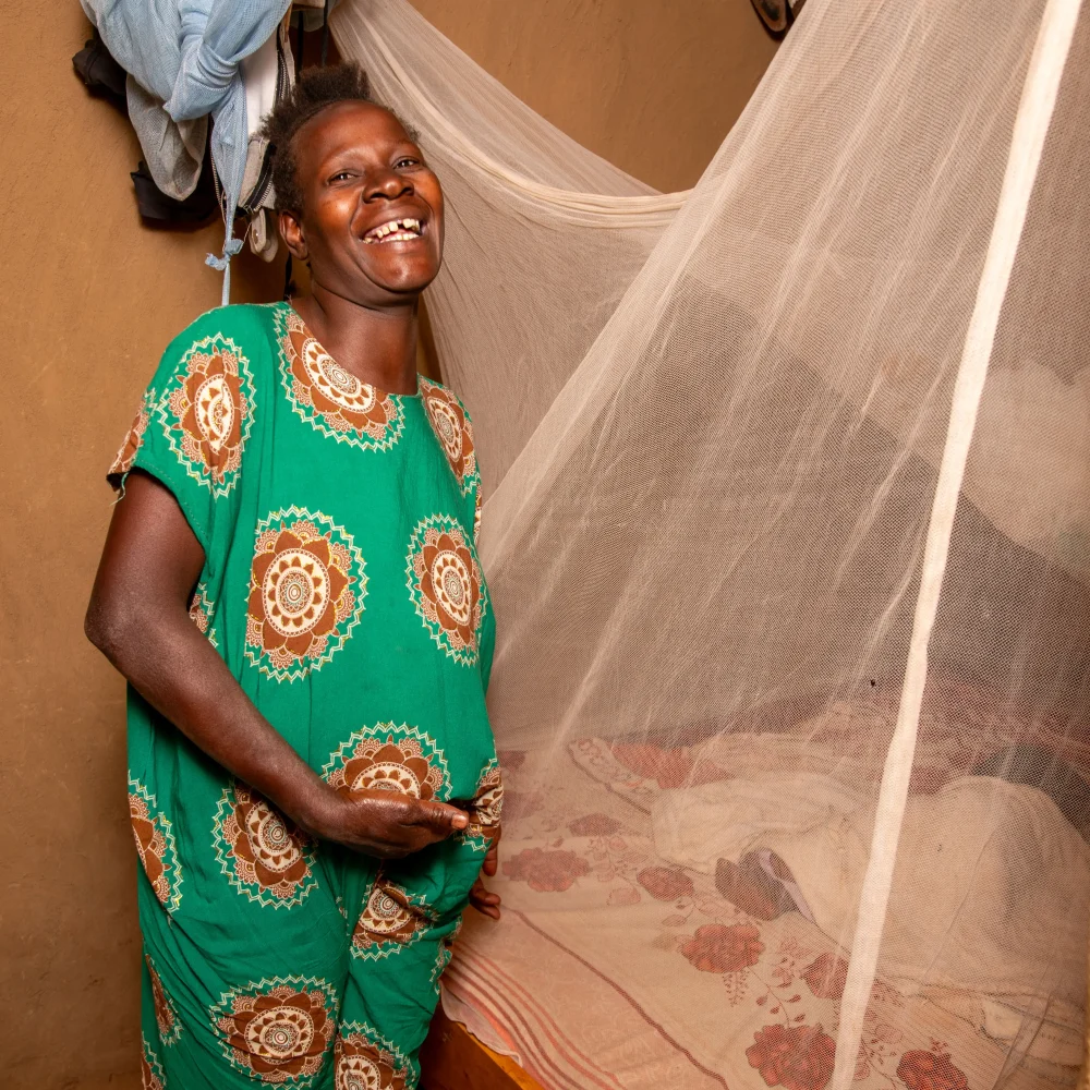 Gravid kvinna i Kenya som får stöd genom Amref Health Africas arbete för mödrahälsa.